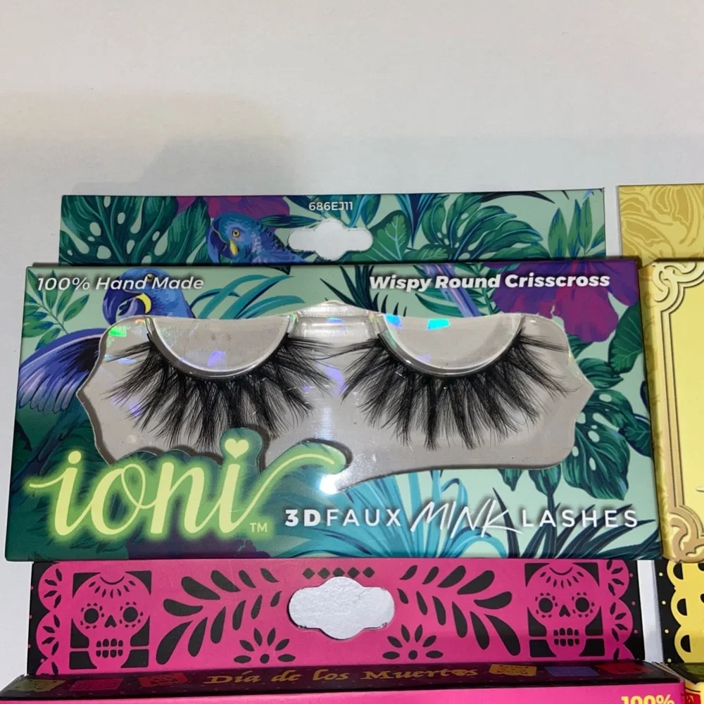 12 False 3D Lashes (Real & Faux Mink)